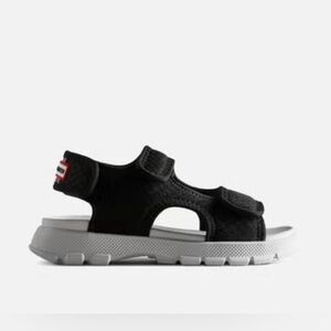 Hunter Kids' Mesh travel Sandals open toe Velcro straps black UK 12/US13